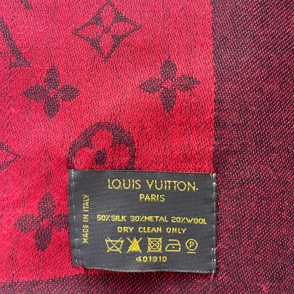 Louis Vuitton Red and Black Monogram shawl,  💯 authentic - Picture 6 of 14